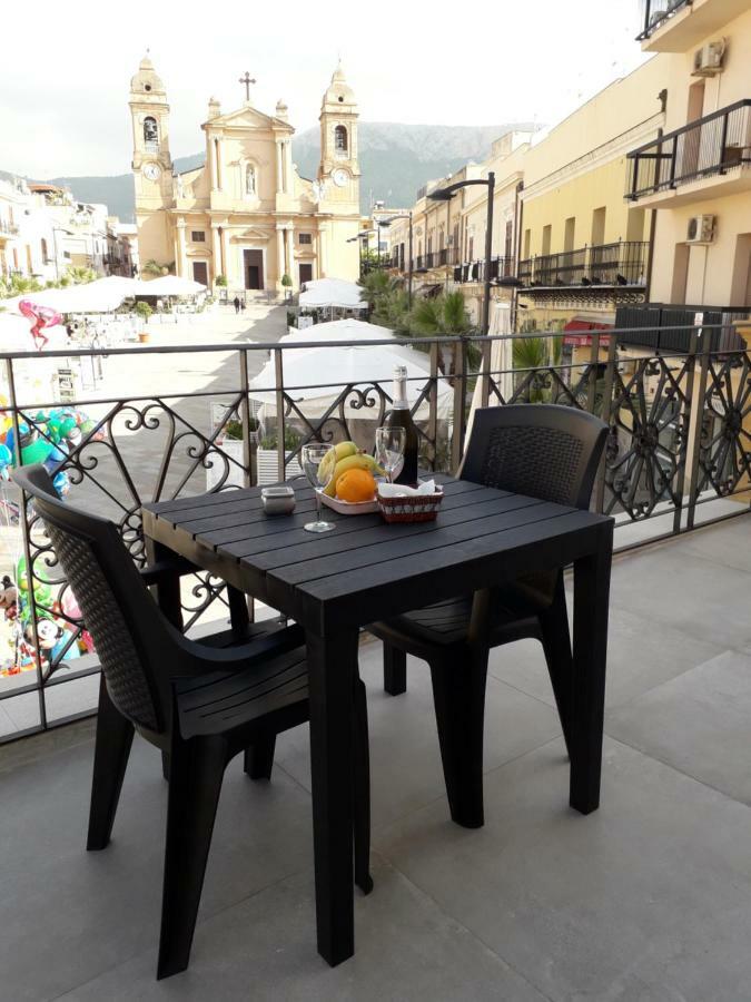 Casa Madonia Appartement Terrasini Buitenkant foto